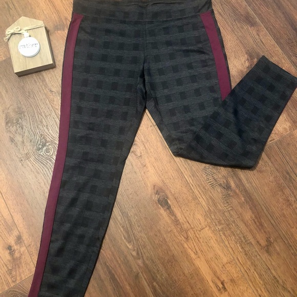 hue plaid leggings